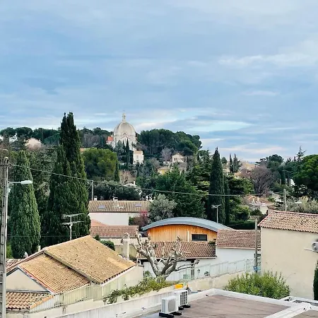 Villa Avec Piscine - 5 Min D'avignon Les Angles (Gard)