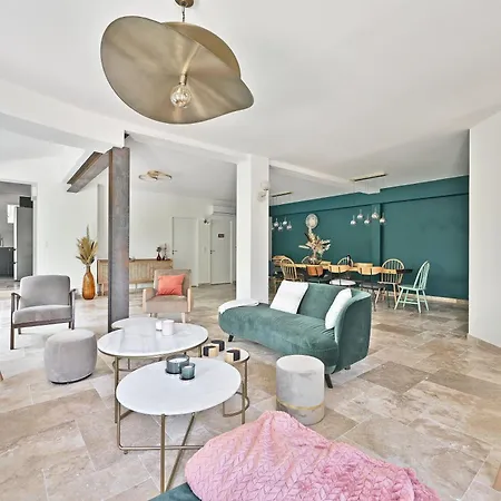 Βίλα Avec Piscine - 5 Min D'avignon Les Angles (Gard)